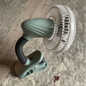 O2COOL Clip On Portable Fan